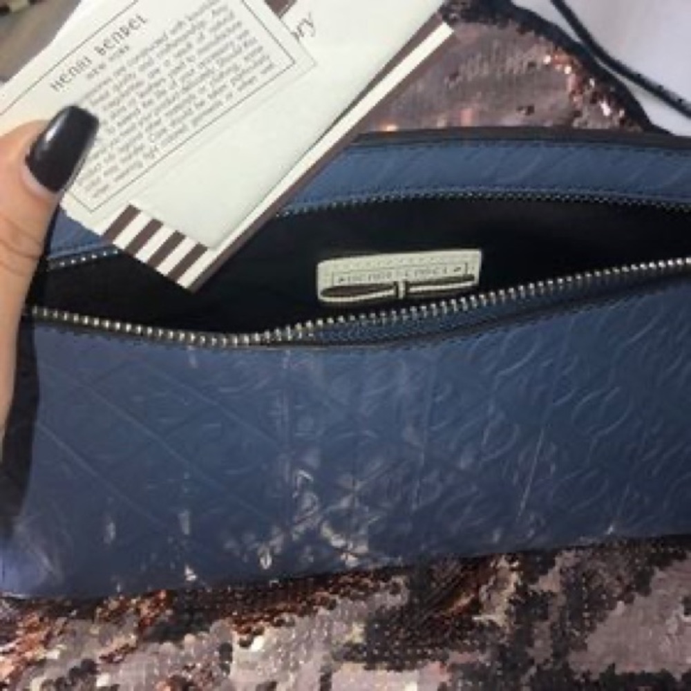 Henri Bendel Blue Cosmetic Bag (missing zipper pull)
